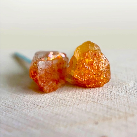 Handmade Jewelry - 🆕 New Raw Sunstone Crystal Stud Gemstone Earrings,gold posts